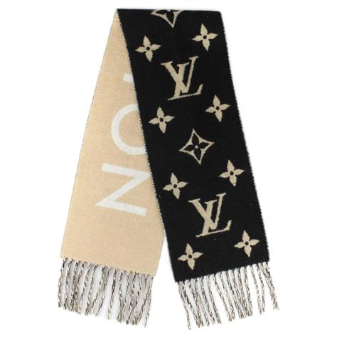 foulard cachemire louis vuitton|Louis Vuitton knit scarf.